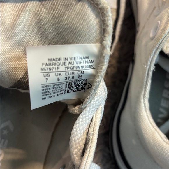 Women’s Converse Sneakers - Picture 5 of 5